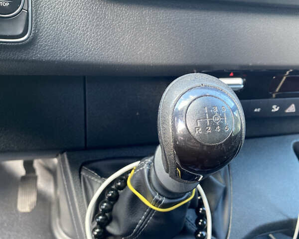 Білий Мерседес Sprinter, об'ємом двигуна 2.14 л та пробігом 348 тис. км за 24200 $, фото 16 на Automoto.ua