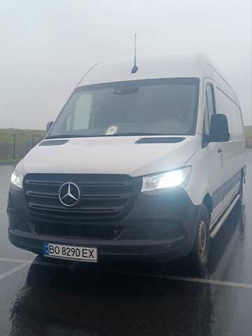 Білий Мерседес Sprinter, об'ємом двигуна 1.95 л та пробігом 300 тис. км за 25999 $, фото 1 на Automoto.ua