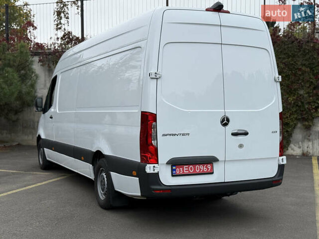 Белый Мерседес Sprinter, объемом двигателя 2 л и пробегом 240 тыс. км за 25999 $, фото 13 на Automoto.ua