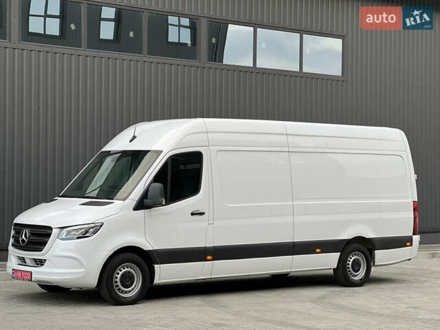 Белый Мерседес Sprinter, объемом двигателя 2.2 л и пробегом 253 тыс. км за 24700 $, фото 26 на Automoto.ua