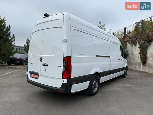 Белый Мерседес Sprinter, объемом двигателя 2 л и пробегом 240 тыс. км за 25999 $, фото 23 на Automoto.ua