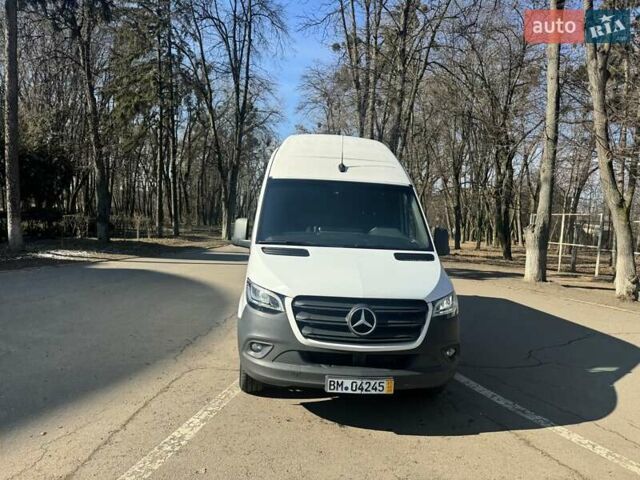 Белый Мерседес Sprinter, объемом двигателя 2.99 л и пробегом 292 тыс. км за 60258 $, фото 5 на Automoto.ua