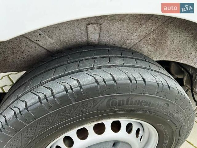 Белый Мерседес Sprinter, объемом двигателя 0 л и пробегом 10 тыс. км за 21500 $, фото 31 на Automoto.ua