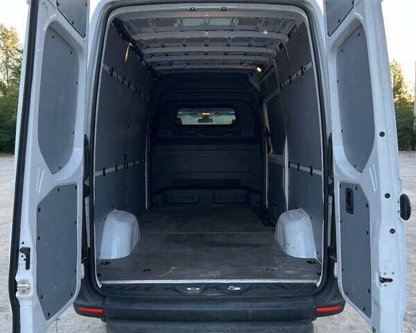 Белый Мерседес Sprinter, объемом двигателя 3 л и пробегом 51 тыс. км за 33900 $, фото 13 на Automoto.ua