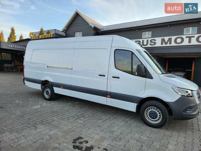 Белый Мерседес Sprinter, объемом двигателя 2.14 л и пробегом 46 тыс. км за 35800 $, фото 3 на Automoto.ua
