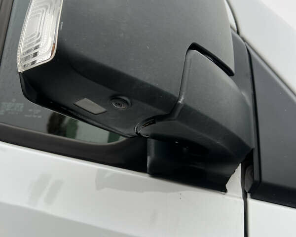 Білий Мерседес Sprinter, об'ємом двигуна 0 л та пробігом 200 тис. км за 40000 $, фото 19 на Automoto.ua