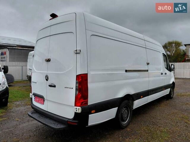 Белый Мерседес Sprinter, объемом двигателя 0 л и пробегом 207 тыс. км за 22600 $, фото 66 на Automoto.ua