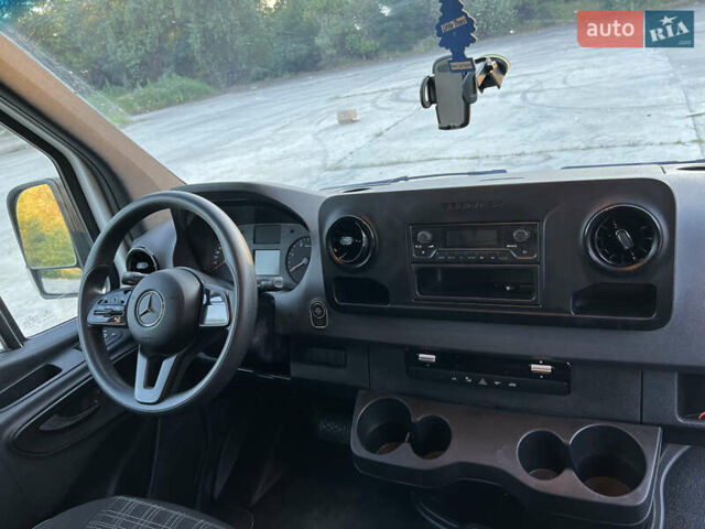 Белый Мерседес Sprinter, объемом двигателя 3 л и пробегом 51 тыс. км за 33900 $, фото 19 на Automoto.ua
