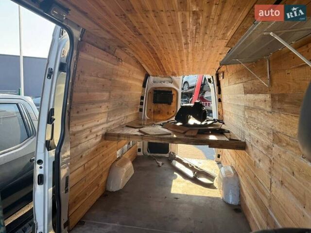 Білий Мерседес Sprinter, об'ємом двигуна 3 л та пробігом 277 тис. км за 22500 $, фото 13 на Automoto.ua