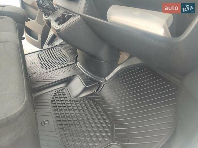 Білий Мерседес Sprinter, об'ємом двигуна 2.1 л та пробігом 245 тис. км за 24700 $, фото 31 на Automoto.ua