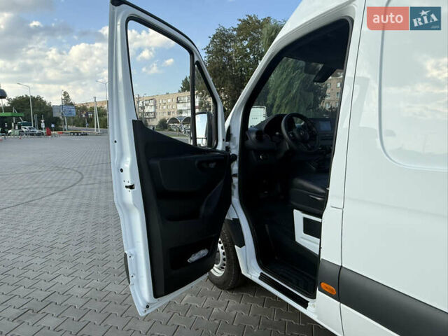 Белый Мерседес Sprinter, объемом двигателя 1.99 л и пробегом 172 тыс. км за 25300 $, фото 31 на Automoto.ua