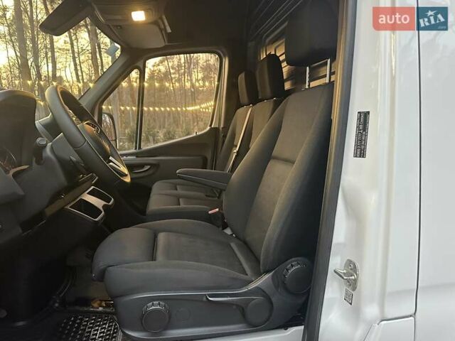 Белый Мерседес Sprinter, объемом двигателя 2 л и пробегом 244 тыс. км за 29300 $, фото 29 на Automoto.ua