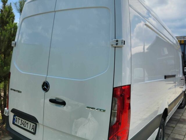 Білий Мерседес Sprinter, об'ємом двигуна 2.1 л та пробігом 47 тис. км за 35000 $, фото 3 на Automoto.ua