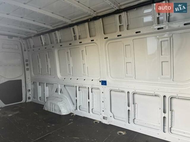 Белый Мерседес Sprinter, объемом двигателя 2 л и пробегом 311 тыс. км за 23900 $, фото 12 на Automoto.ua