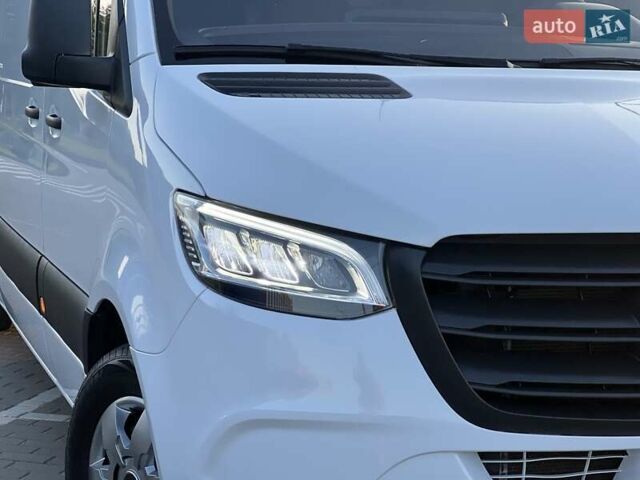 Белый Мерседес Sprinter, объемом двигателя 2 л и пробегом 191 тыс. км за 24850 $, фото 18 на Automoto.ua