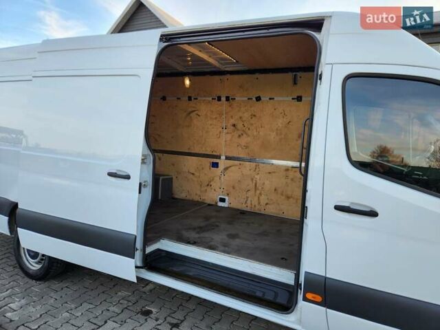 Белый Мерседес Sprinter, объемом двигателя 2.14 л и пробегом 46 тыс. км за 35800 $, фото 8 на Automoto.ua