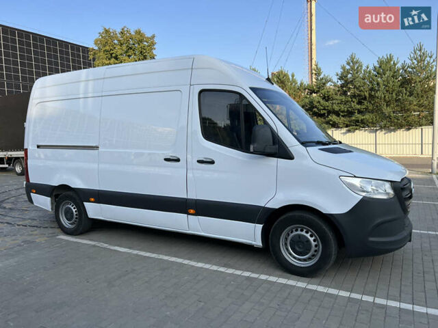 Белый Мерседес Sprinter, объемом двигателя 2 л и пробегом 111 тыс. км за 25999 $, фото 9 на Automoto.ua
