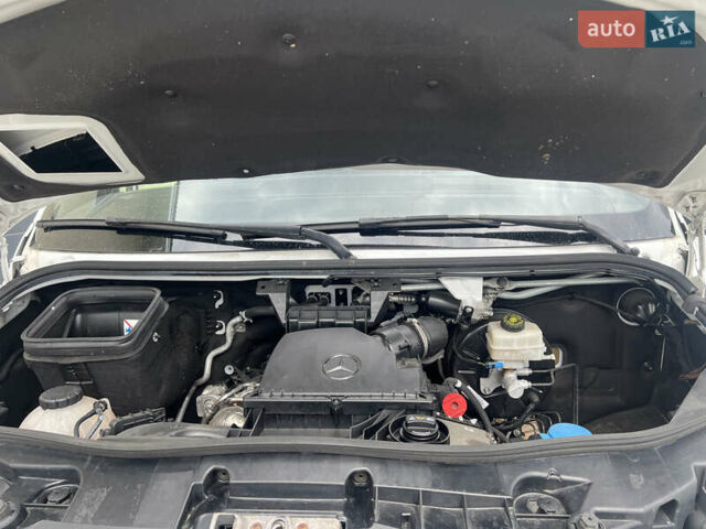 Белый Мерседес Sprinter, объемом двигателя 2 л и пробегом 246 тыс. км за 26650 $, фото 40 на Automoto.ua