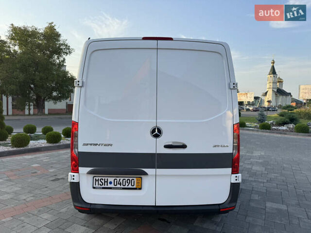 Білий Мерседес Sprinter, об'ємом двигуна 2.14 л та пробігом 332 тис. км за 21863 $, фото 13 на Automoto.ua