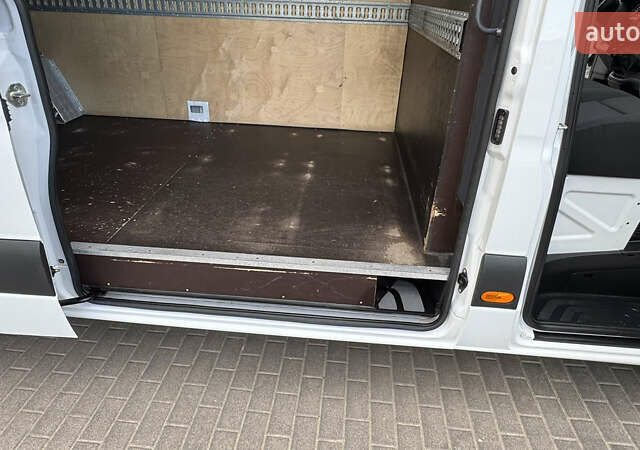 Белый Мерседес Sprinter, объемом двигателя 1.95 л и пробегом 241 тыс. км за 25900 $, фото 53 на Automoto.ua