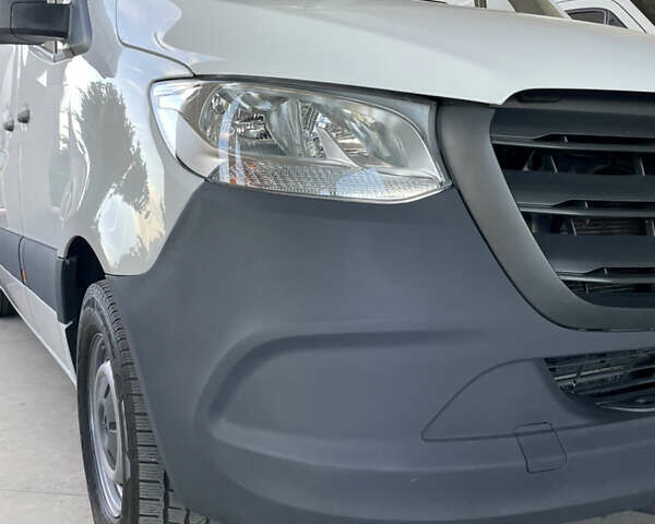 Белый Мерседес Sprinter, объемом двигателя 2.2 л и пробегом 288 тыс. км за 24900 $, фото 74 на Automoto.ua