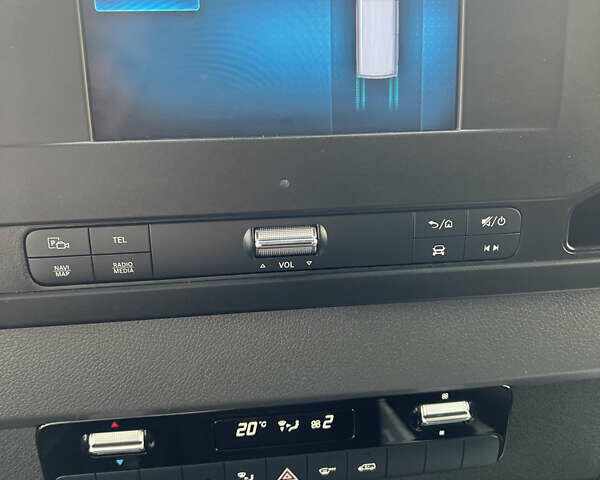 Белый Мерседес Sprinter, объемом двигателя 2 л и пробегом 246 тыс. км за 26650 $, фото 54 на Automoto.ua