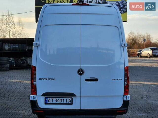Белый Мерседес Sprinter, объемом двигателя 2.14 л и пробегом 46 тыс. км за 35800 $, фото 5 на Automoto.ua