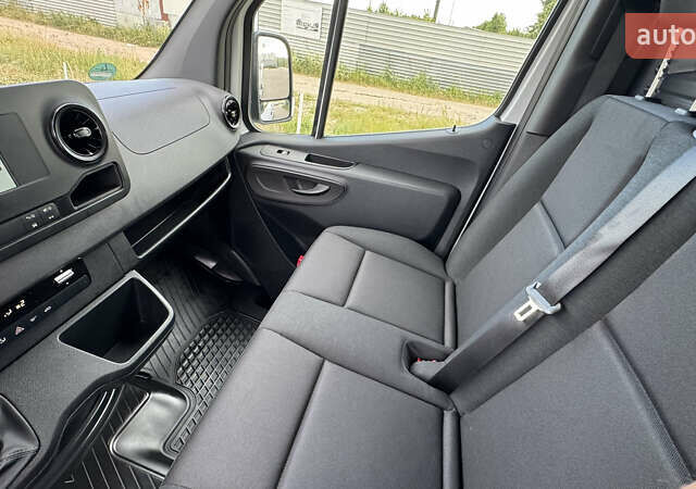 Белый Мерседес Sprinter, объемом двигателя 1.95 л и пробегом 241 тыс. км за 25900 $, фото 41 на Automoto.ua