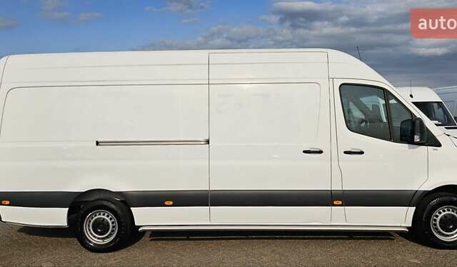 Белый Мерседес Sprinter, объемом двигателя 2 л и пробегом 275 тыс. км за 27900 $, фото 8 на Automoto.ua