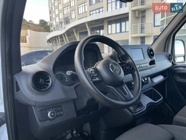 Белый Мерседес Sprinter, объемом двигателя 2.2 л и пробегом 288 тыс. км за 24900 $, фото 35 на Automoto.ua