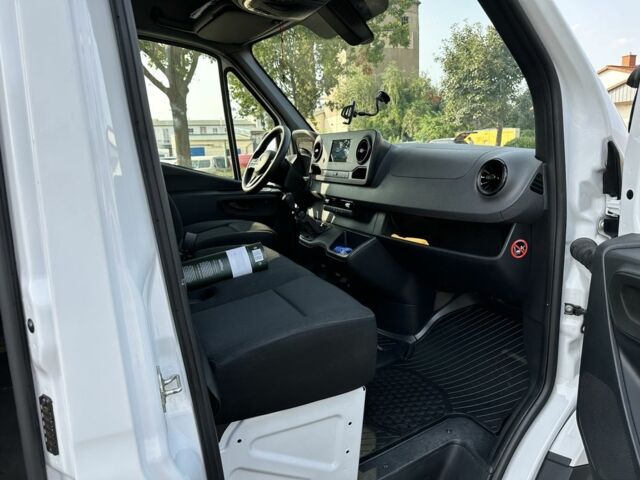 Белый Мерседес Sprinter, объемом двигателя 2 л и пробегом 110 тыс. км за 39900 $, фото 12 на Automoto.ua
