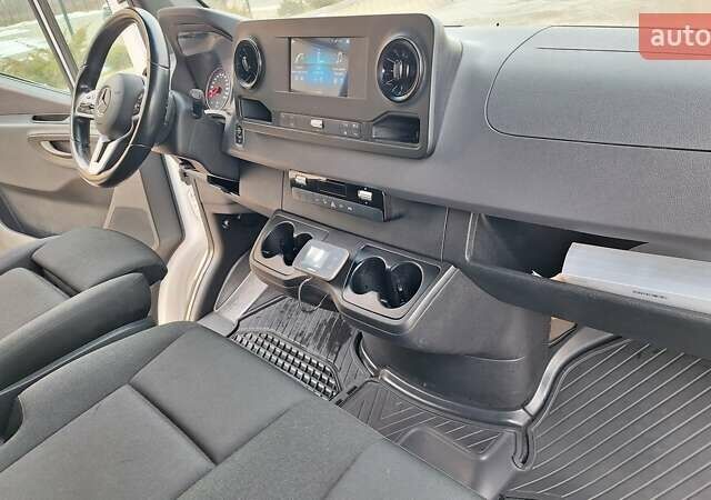 Белый Мерседес Sprinter, объемом двигателя 2 л и пробегом 362 тыс. км за 24900 $, фото 56 на Automoto.ua