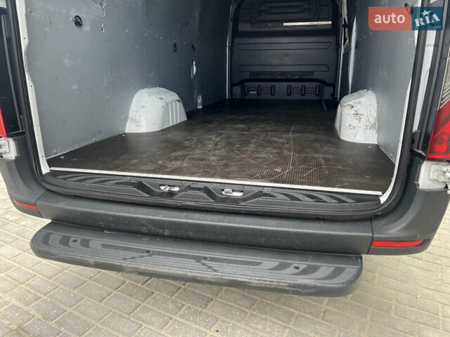 Белый Мерседес Sprinter, объемом двигателя 2 л и пробегом 246 тыс. км за 26650 $, фото 14 на Automoto.ua