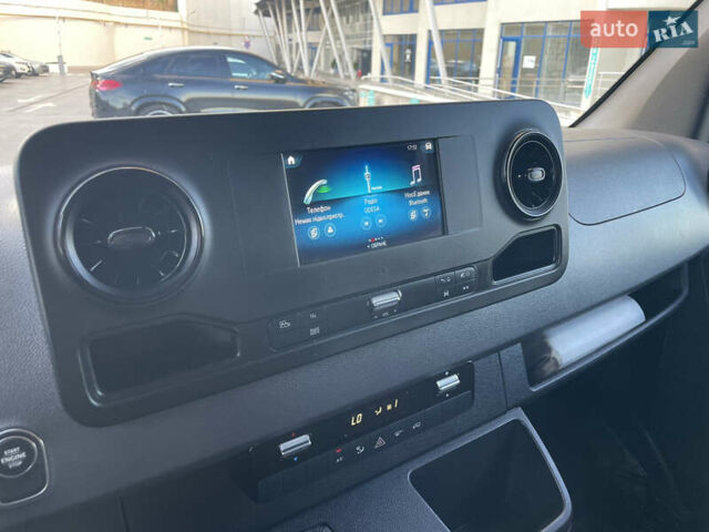 Белый Мерседес Sprinter, объемом двигателя 2.2 л и пробегом 288 тыс. км за 24900 $, фото 36 на Automoto.ua