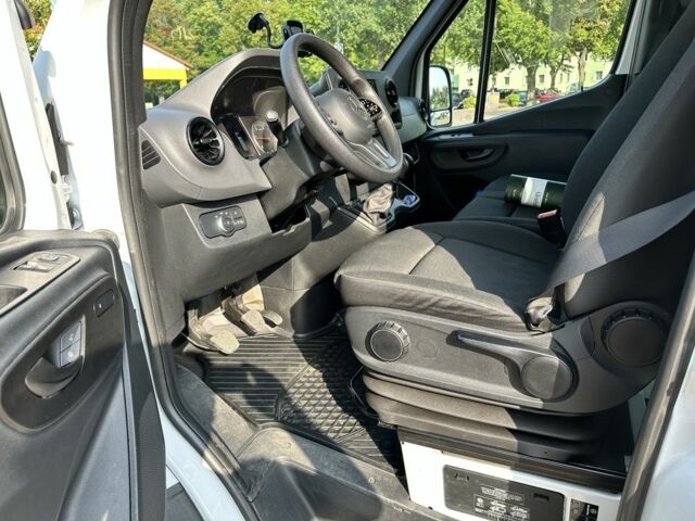 Белый Мерседес Sprinter, объемом двигателя 2 л и пробегом 110 тыс. км за 39900 $, фото 11 на Automoto.ua