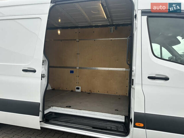 Мерседес Sprinter 2021 у Ковель на Automoto.ua Білий Мерседес Sprinter, об'ємом двигуна 1.95 л та пробігом 305 тис. км за 25200 $, фото 18 на Automoto.ua