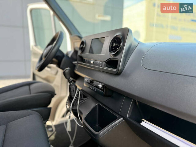 Білий Мерседес Sprinter, об'ємом двигуна 2.14 л та пробігом 246 тис. км за 24500 $, фото 20 на Automoto.ua