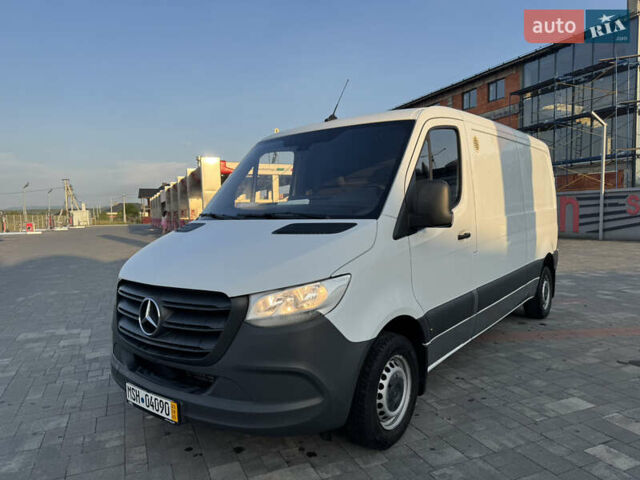 Білий Мерседес Sprinter, об'ємом двигуна 2.14 л та пробігом 332 тис. км за 21863 $, фото 7 на Automoto.ua