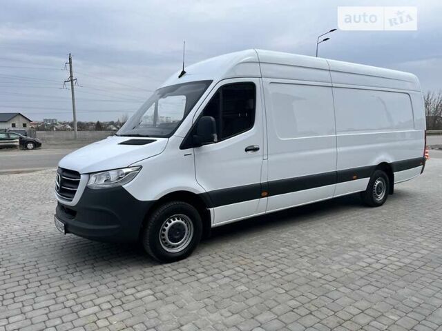 Белый Мерседес Sprinter, объемом двигателя 0 л и пробегом 53 тыс. км за 53900 $, фото 1 на Automoto.ua