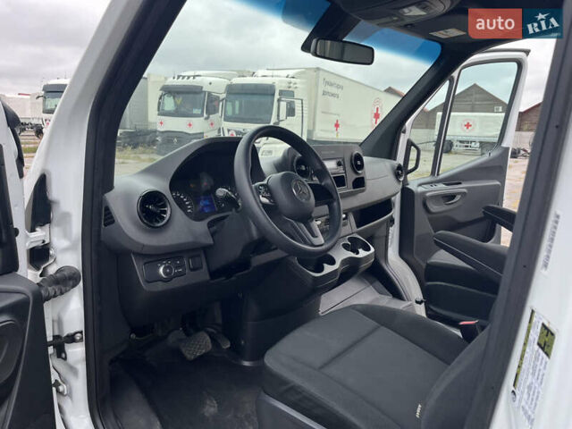 Белый Мерседес Sprinter, объемом двигателя 2.99 л и пробегом 24 тыс. км за 39000 $, фото 6 на Automoto.ua