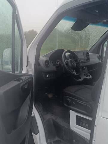 Білий Мерседес Sprinter, об'ємом двигуна 1.95 л та пробігом 300 тис. км за 25999 $, фото 27 на Automoto.ua