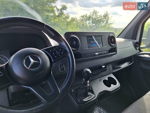 Белый Мерседес Sprinter, объемом двигателя 2.99 л и пробегом 220 тыс. км за 39800 $, фото 26 на Automoto.ua