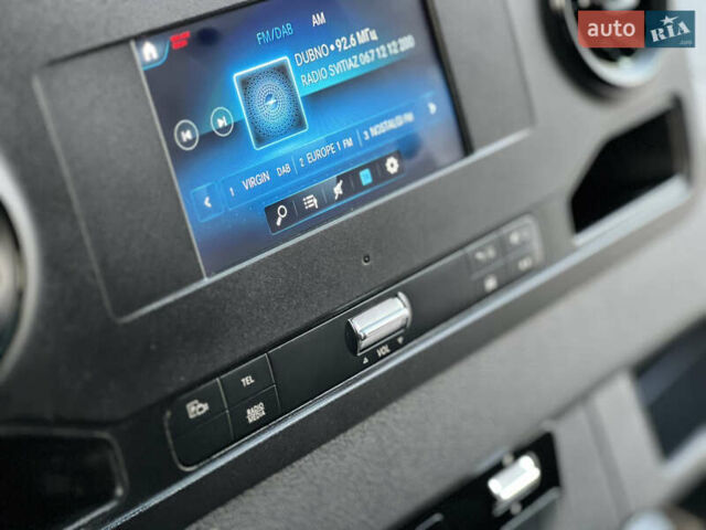 Белый Мерседес Sprinter, объемом двигателя 2.2 л и пробегом 253 тыс. км за 24700 $, фото 107 на Automoto.ua