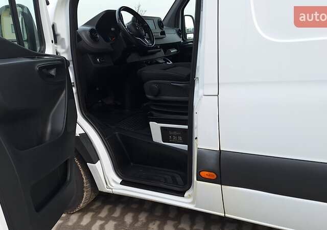 Белый Мерседес Sprinter, объемом двигателя 2 л и пробегом 362 тыс. км за 24900 $, фото 51 на Automoto.ua