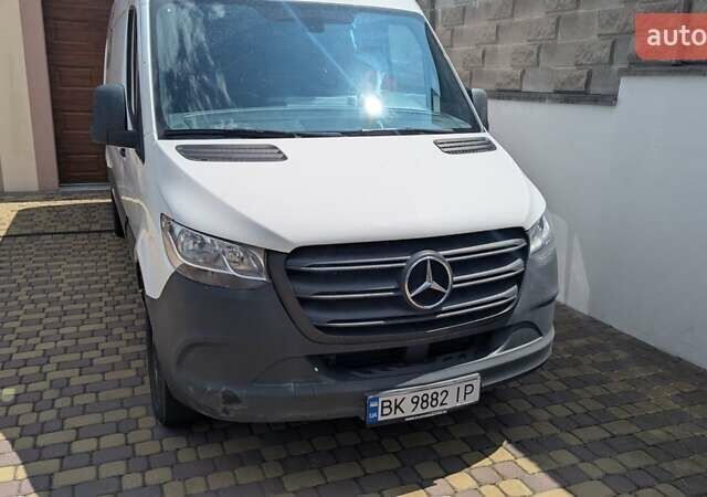 Белый Мерседес Sprinter, объемом двигателя 1.95 л и пробегом 192 тыс. км за 27500 $, фото 10 на Automoto.ua