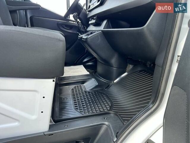 Белый Мерседес Sprinter, объемом двигателя 2 л и пробегом 191 тыс. км за 24850 $, фото 52 на Automoto.ua