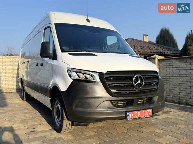 Белый Мерседес Sprinter, объемом двигателя 3 л и пробегом 222 тыс. км за 40300 $, фото 2 на Automoto.ua