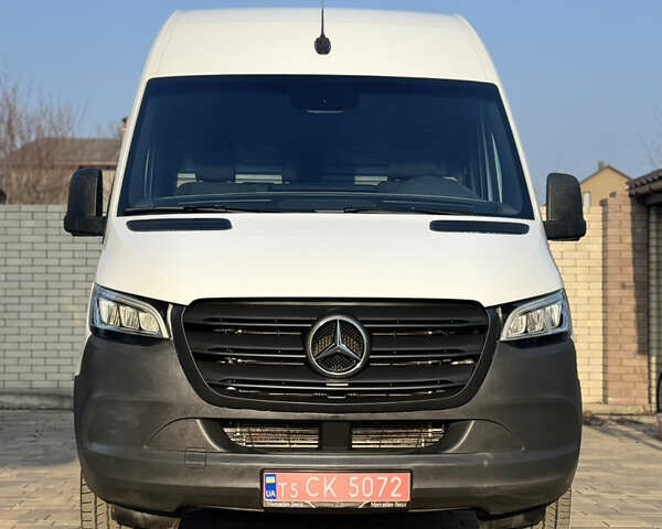 Белый Мерседес Sprinter, объемом двигателя 3 л и пробегом 222 тыс. км за 40300 $, фото 3 на Automoto.ua