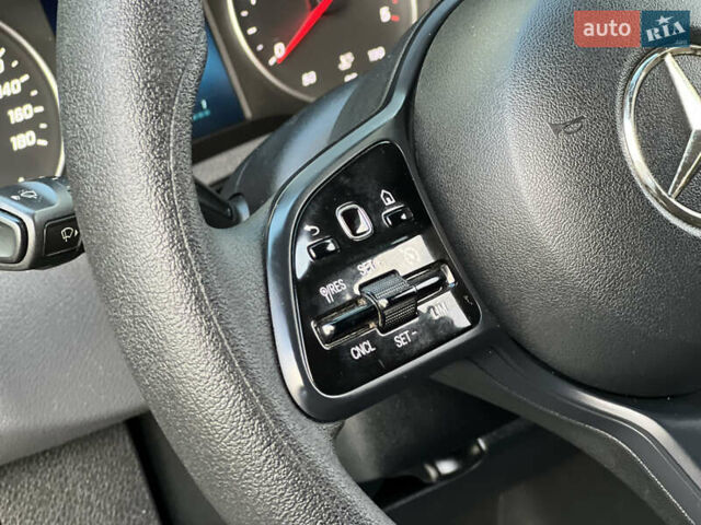 Белый Мерседес Sprinter, объемом двигателя 2.2 л и пробегом 253 тыс. км за 24700 $, фото 104 на Automoto.ua