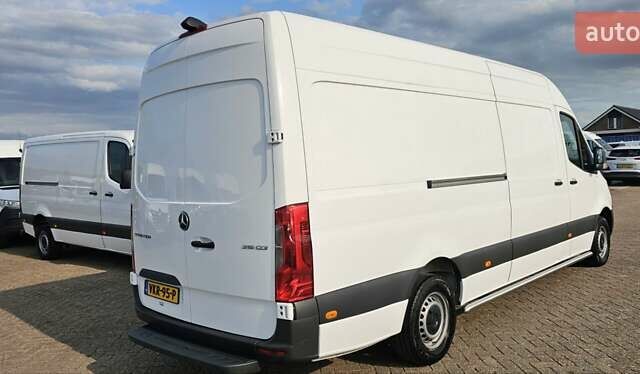 Белый Мерседес Sprinter, объемом двигателя 2 л и пробегом 275 тыс. км за 27900 $, фото 6 на Automoto.ua
